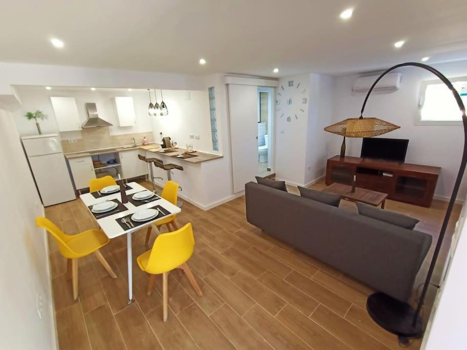 Apartamento Falconera. A Faldas De La Montaña. Gandía