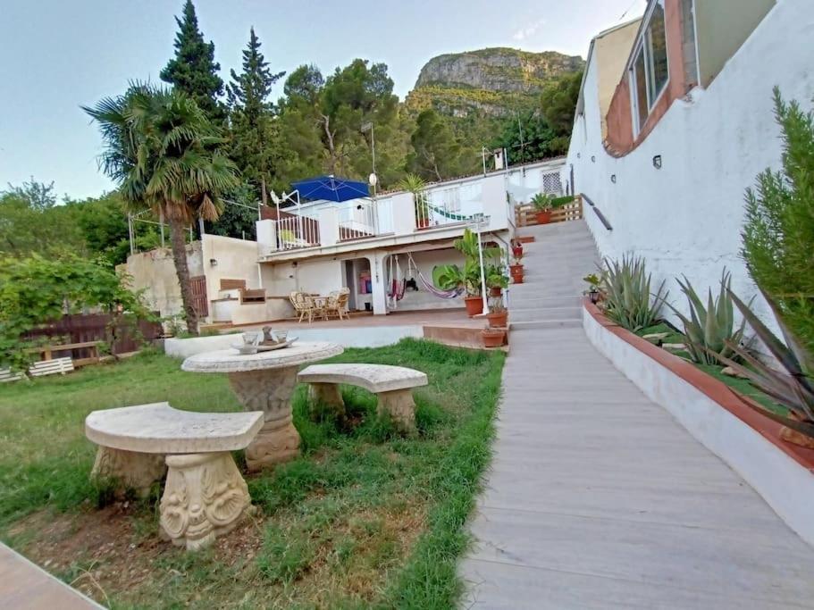 Apartamento Falconera. A Faldas De La Montaña. *