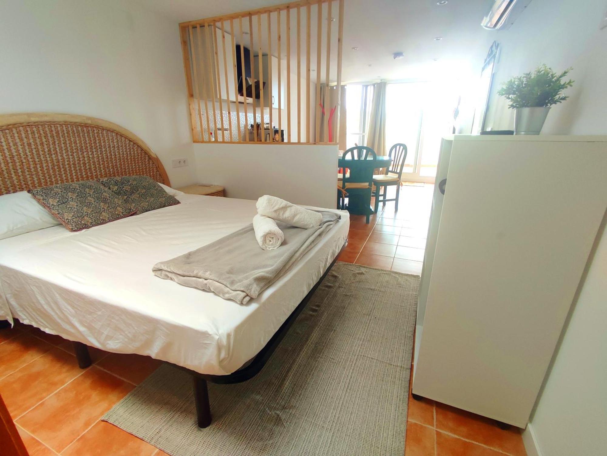 Apartment Falconera Apartaments, A Faldas De La Montana