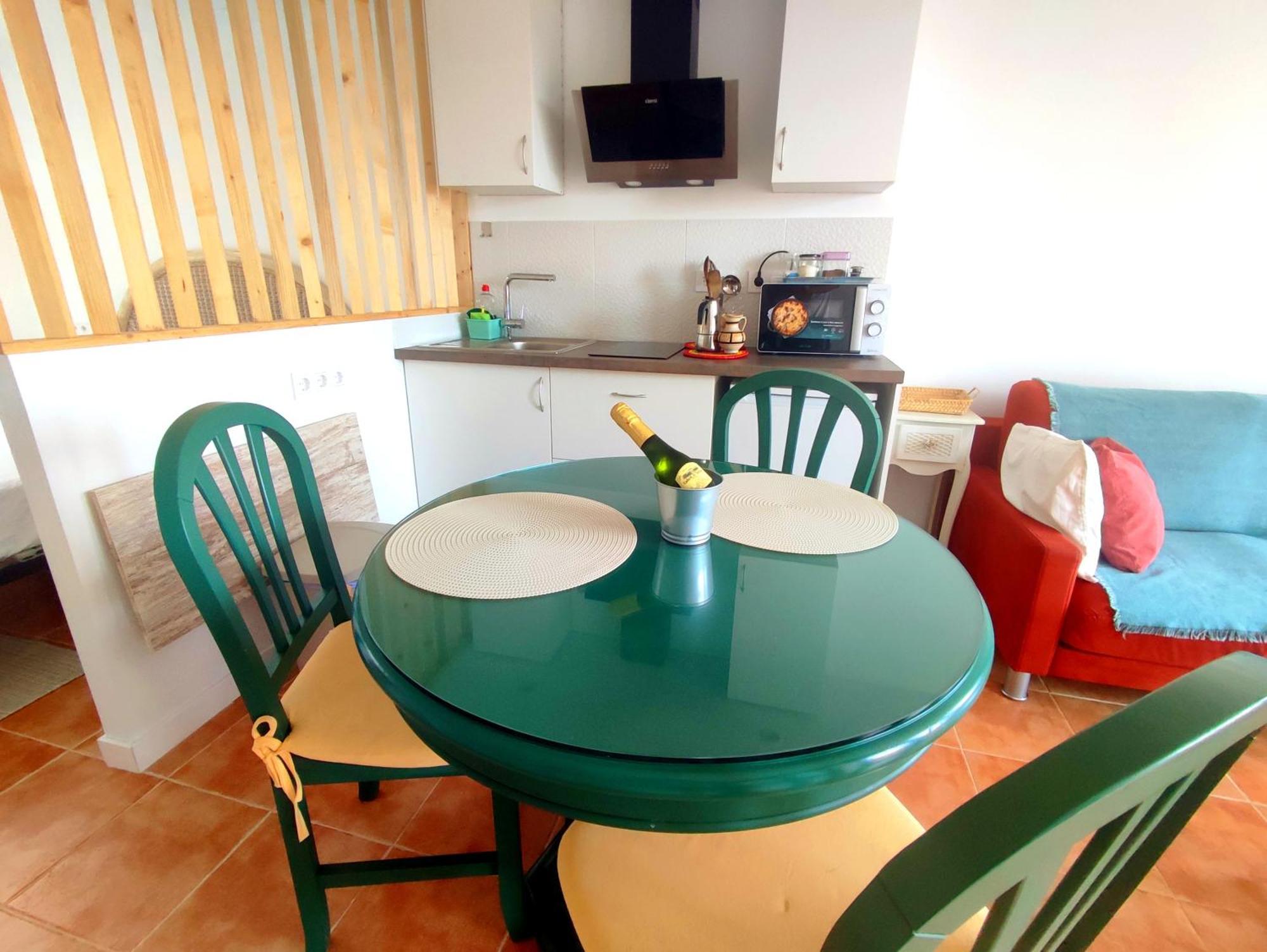 Apartment Falconera Apartaments, A Faldas De La Montana