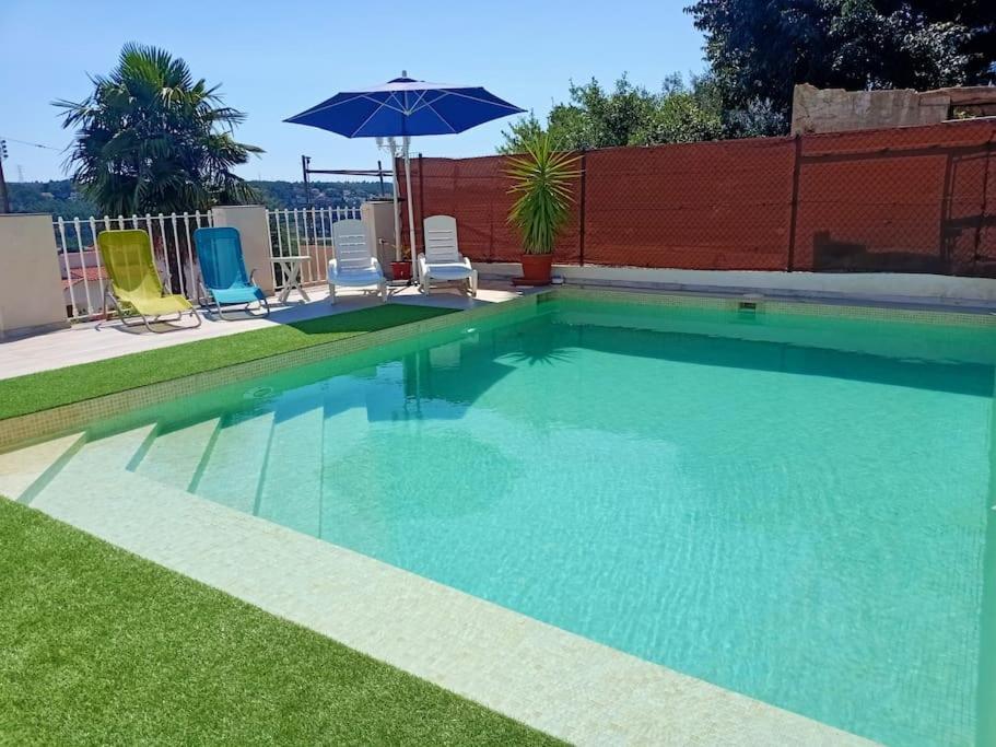 Falconera Apartaments, A Faldas De La Montana