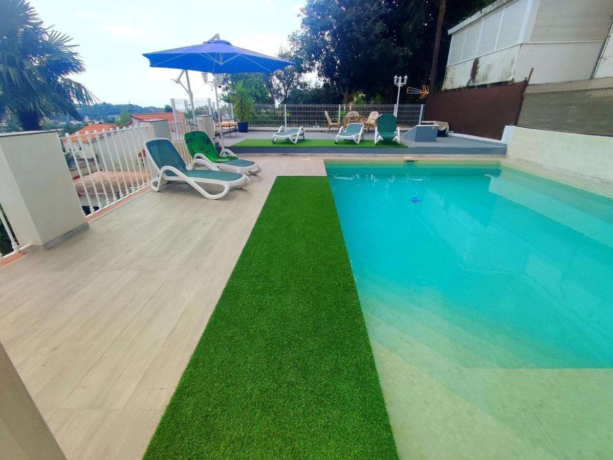 Falconera Apartaments, A Faldas De La Montana *